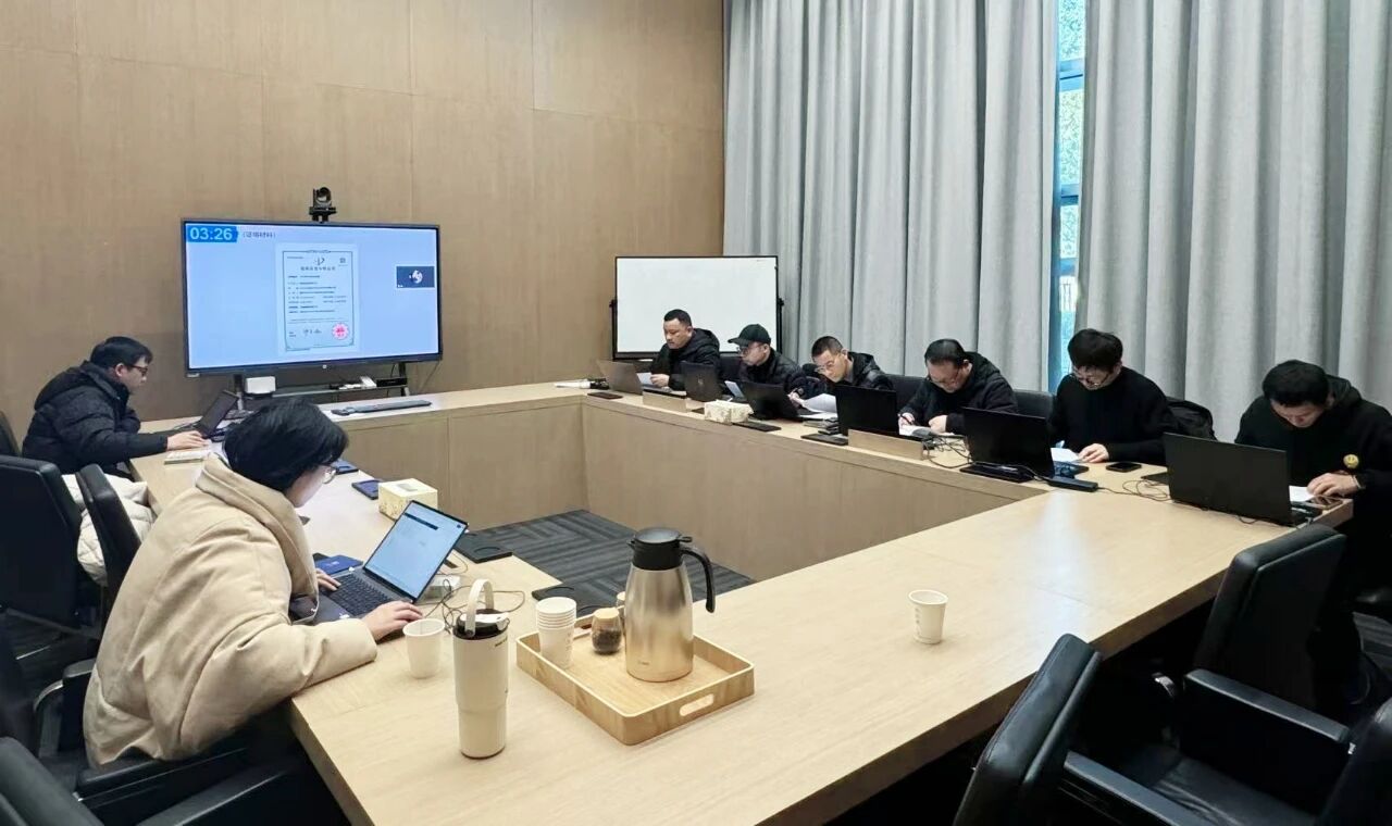 1766994439522457.jpg db6333471cd93fbed890e868146c5594.jpg