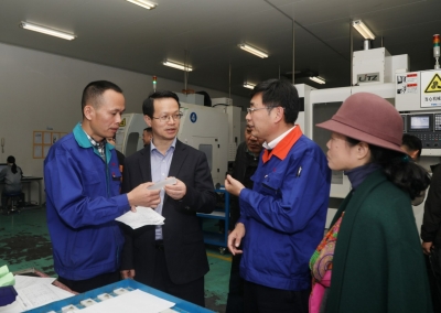 2018年11月28日，浙江省總工會副主席徐前一行天通考察構(gòu)建勞動關(guān)系和諧企業(yè)復(fù)評工作